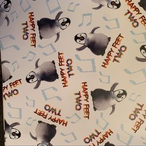 HAPPY FEET wrapping paper
